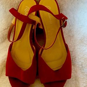 Reitmans corky wedges